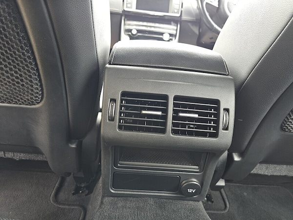 Used Jaguar XE 2015 for sale - 76298536: Photo 37