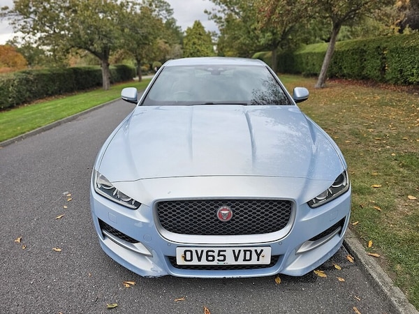 Used Jaguar XE 2015 for sale - 76298536: Photo 9