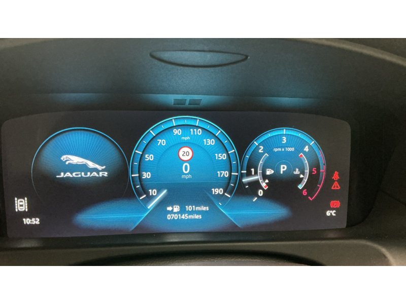 Used Jaguar XF 2016 for sale - 78025104: Photo 9