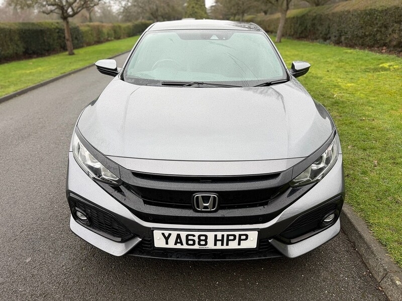Used Honda Civic 2018 for sale - 77430966: Photo 12