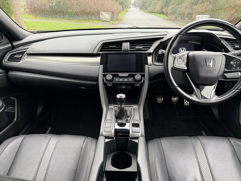 Used Honda Civic 2018 for sale - 77430966: Photo 15