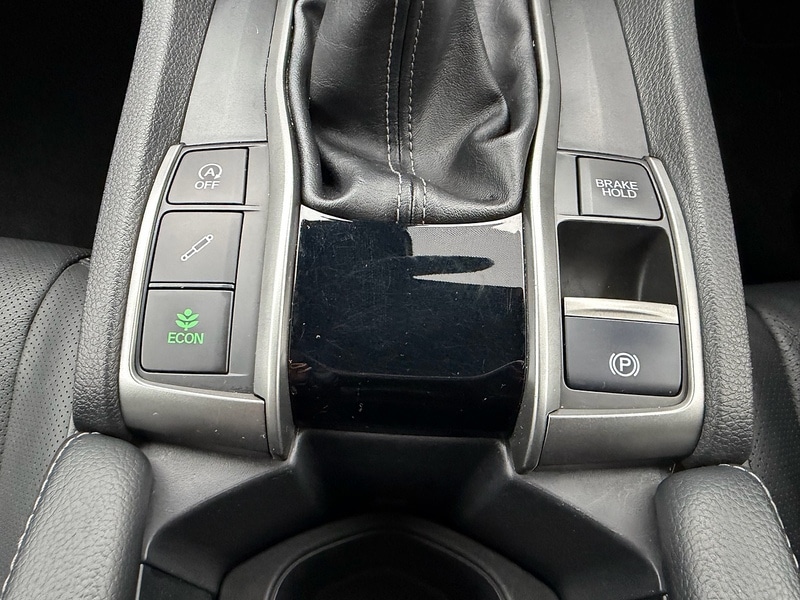 Used Honda Civic 2018 for sale - 77430966: Photo 35