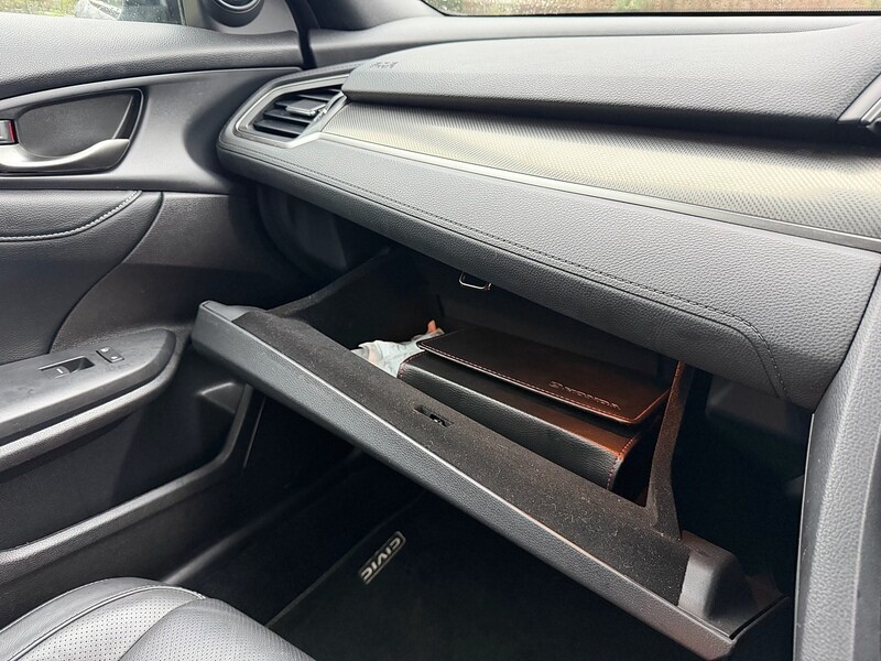 Used Honda Civic 2018 for sale - 77430966: Photo 41