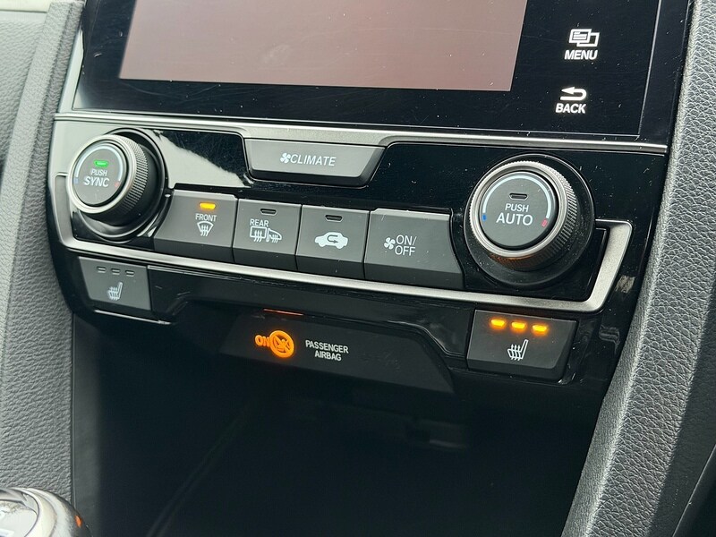 Used Honda Civic 2018 for sale - 77430966: Photo 44