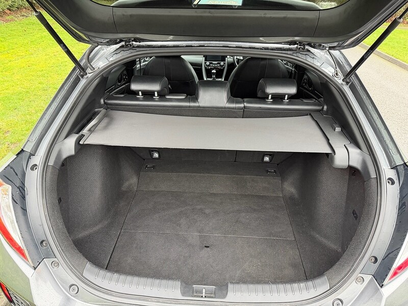 Used Honda Civic 2018 for sale - 77430966: Photo 56