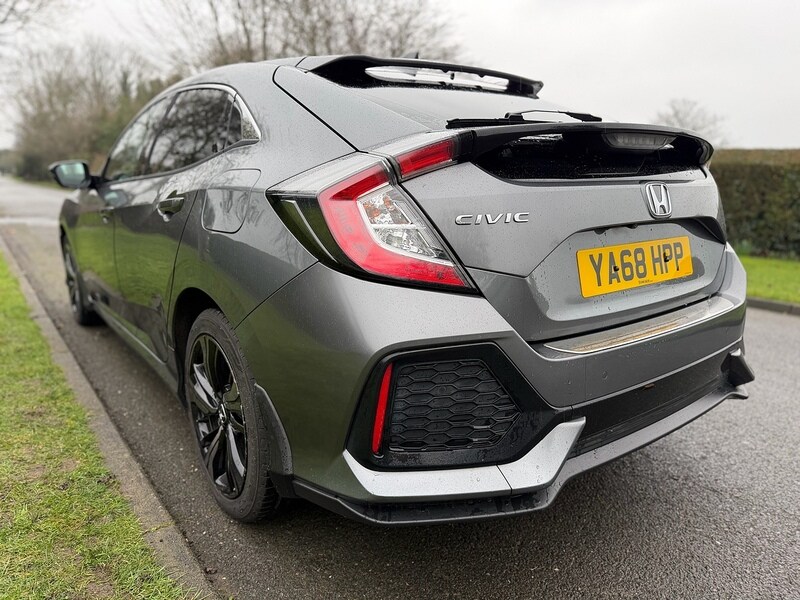 Used Honda Civic 2018 for sale - 77430966: Photo 8