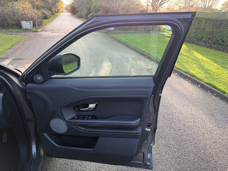 Used Land Rover Range Rover Evoque 2017 for sale - 76845894: Photo 32