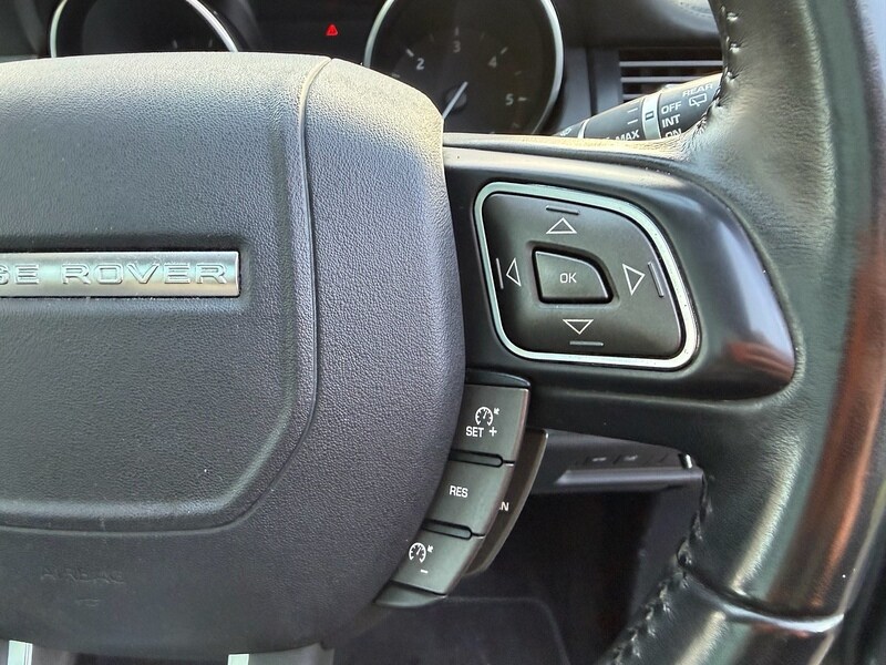 Used Land Rover Range Rover Evoque 2017 for sale - 76845894: Photo 37