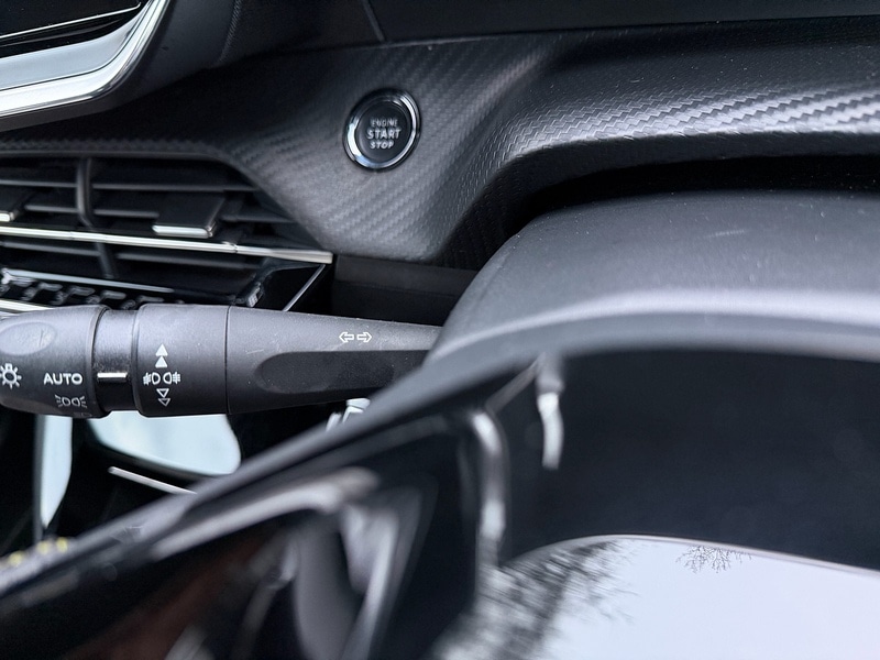 Used Peugeot 2008 2021 for sale - 77384870: Photo 30