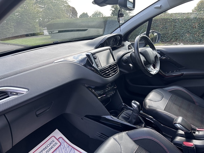 Used Peugeot 2008 2016 for sale - 76576436: Photo 17