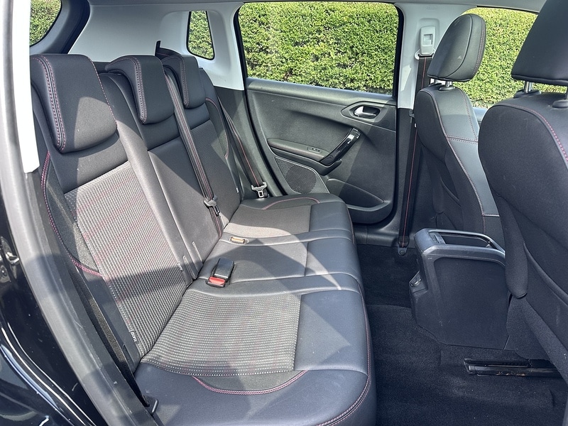 Used Peugeot 2008 2016 for sale - 76576436: Photo 20