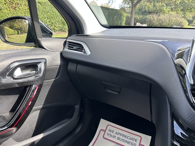 Used Peugeot 2008 2016 for sale - 76576436: Photo 36