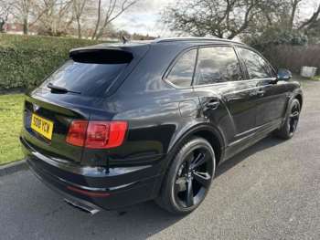Used Bentley Bentayga 2018 for sale - 73996618: Photo