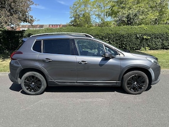 Used Peugeot 2008 2017 for sale - 78488500: Photo