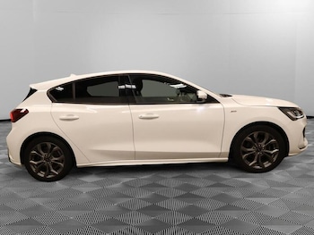 Used Ford Focus 2022 for sale - 75604708: Photo