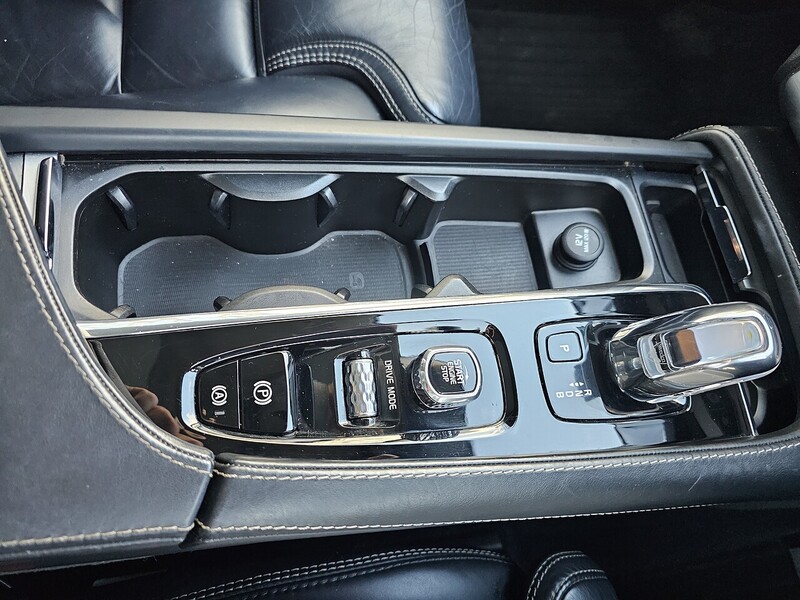 Used Volvo XC90 2017 for sale - 77635240: Photo 22