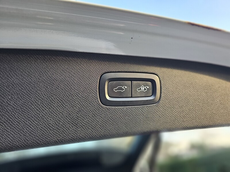 Used Volvo XC90 2017 for sale - 77635240: Photo 53