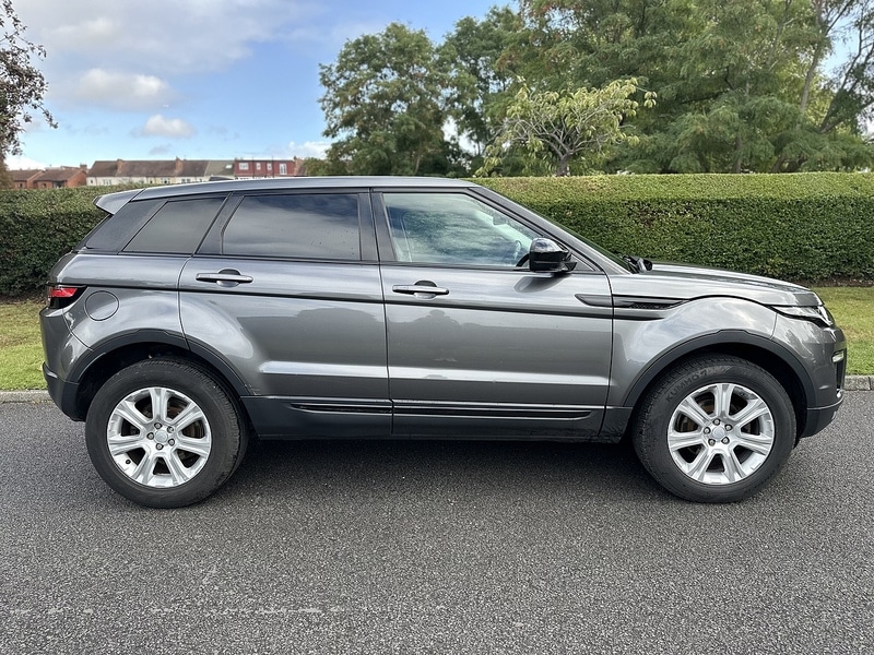 Used Land Rover Range Rover Evoque 2017 for sale - 76185817: Photo 2