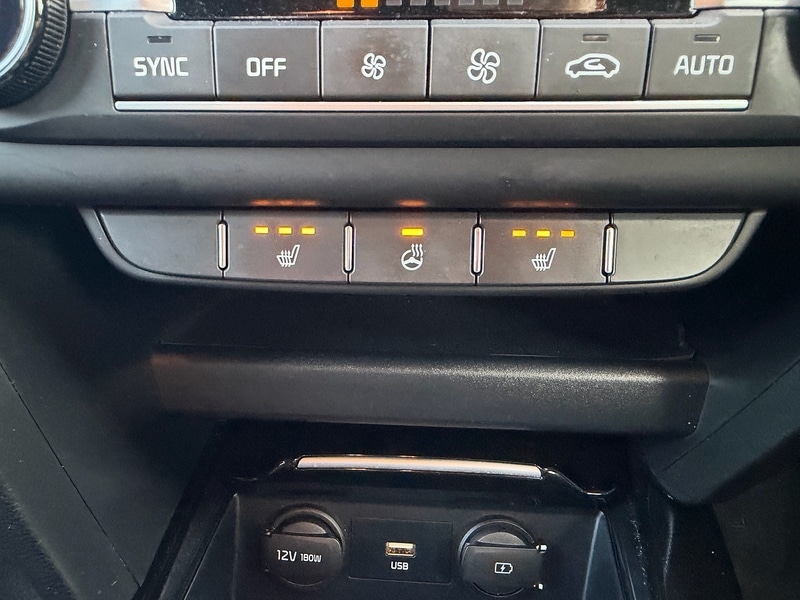 Used Kia XCeed 2021 for sale - 77384831: Photo 33