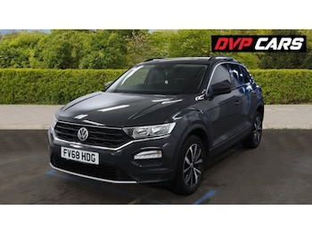 Used Volkswagen T-Roc 2018 for sale - 78003995: Photo