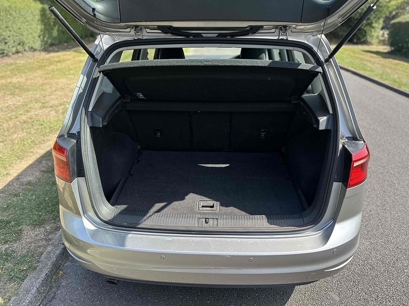 Used Volkswagen Golf SV 2016 for sale - 77084219: Photo 6