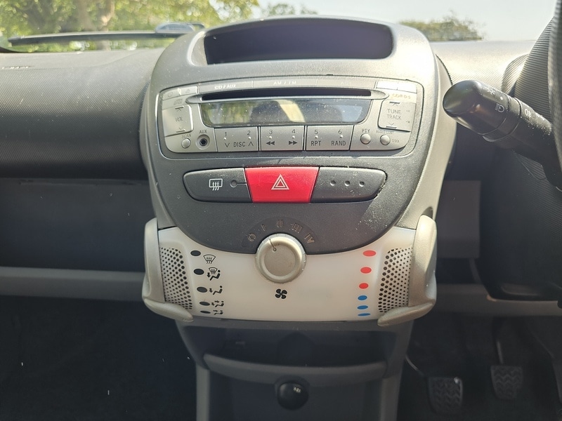Used Peugeot 107 2009 for sale - 76320067: Photo 14