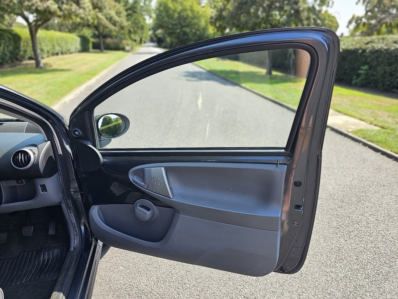 Used Peugeot 107 2009 for sale - 76320067: Photo 27