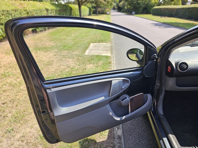 Used Peugeot 107 2009 for sale - 76320067: Photo 28