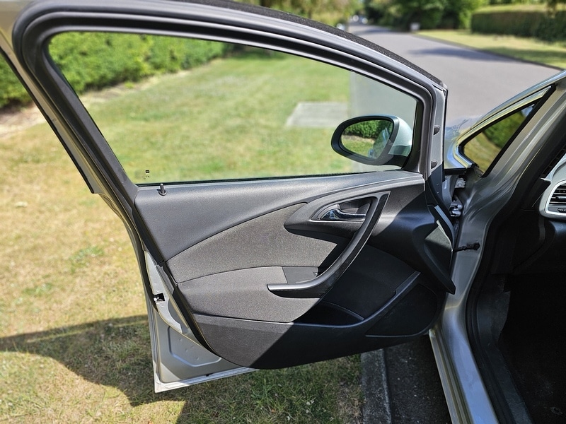 Used Vauxhall Astra 2014 for sale - 76351768: Photo 17