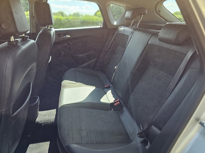 Used Vauxhall Astra 2014 for sale - 76351768: Photo 22