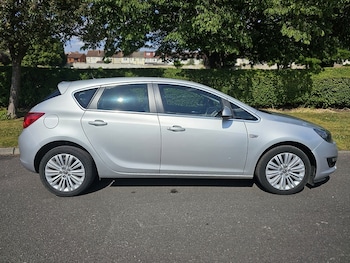 Used Vauxhall Astra 2014 for sale - 76351768: Photo