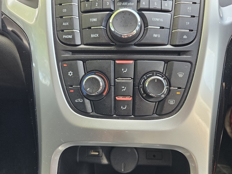 Used Vauxhall Astra 2014 for sale - 76351768: Photo 32