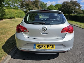 Used Vauxhall Astra 2014 for sale - 76351768: Photo
