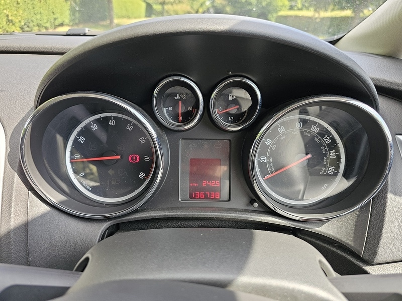 Used Vauxhall Astra 2014 for sale - 76351768: Photo 9