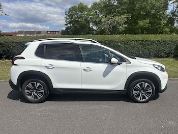 Used Peugeot 2008 2018 for sale - 75597618: Photo