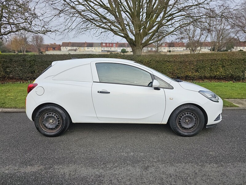 Used Vauxhall Corsa 2018 for sale - 77351162: Photo 2