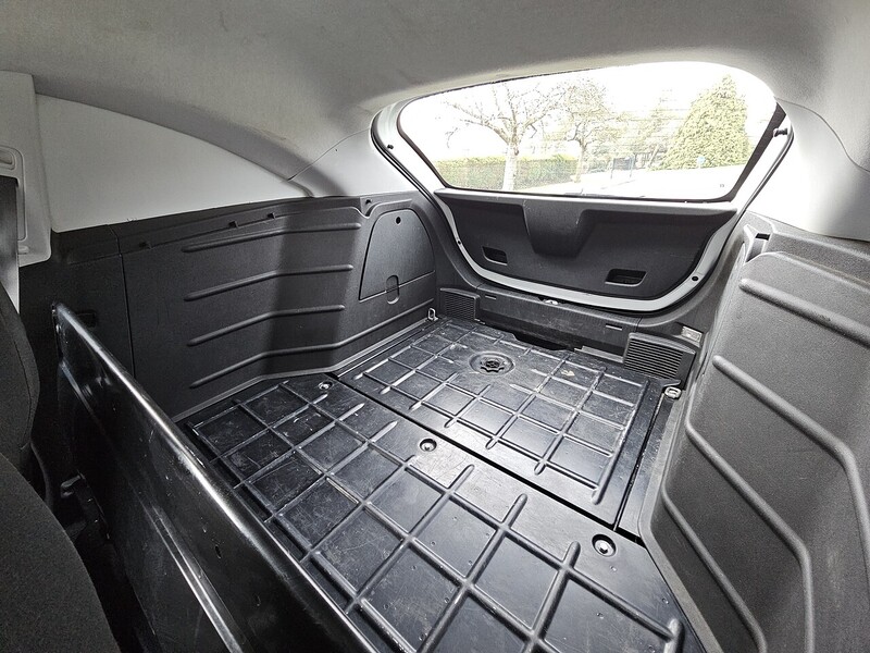 Used Vauxhall Corsa 2018 for sale - 77351162: Photo 26