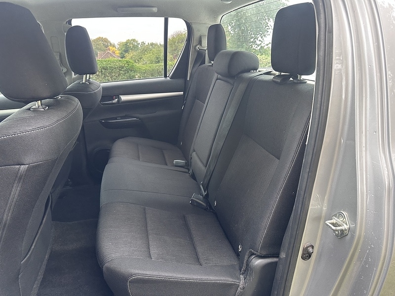 Used Toyota Hilux 2020 for sale - 76492194: Photo 19