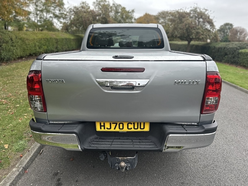Used Toyota Hilux 2020 for sale - 76492194: Photo 5
