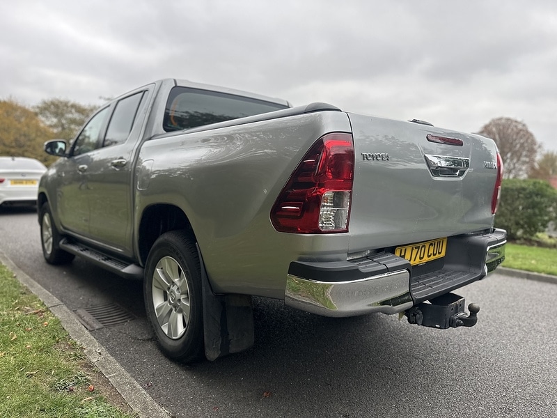 Used Toyota Hilux 2020 for sale - 76492194: Photo 8