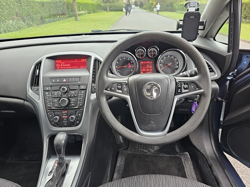 Used Vauxhall Astra 2015 for sale - 78083680: Photo 12