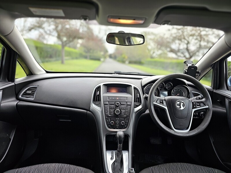 Used Vauxhall Astra 2015 for sale - 78083680: Photo 30