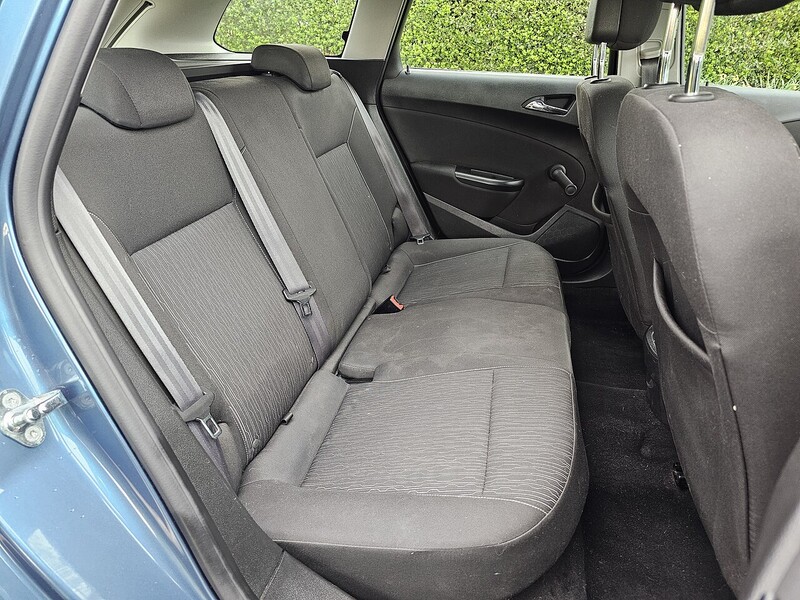 Used Vauxhall Astra 2015 for sale - 78083680: Photo 32