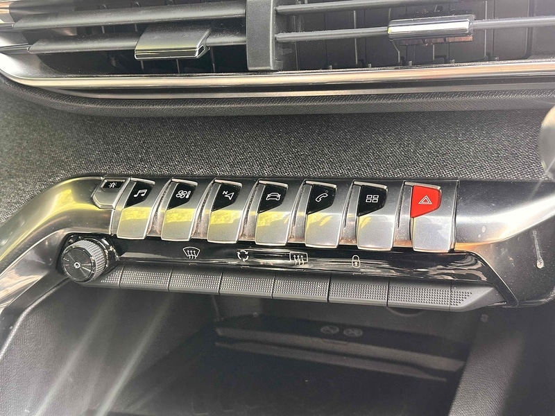 Used Peugeot 3008 2019 for sale - 76725132: Photo 31