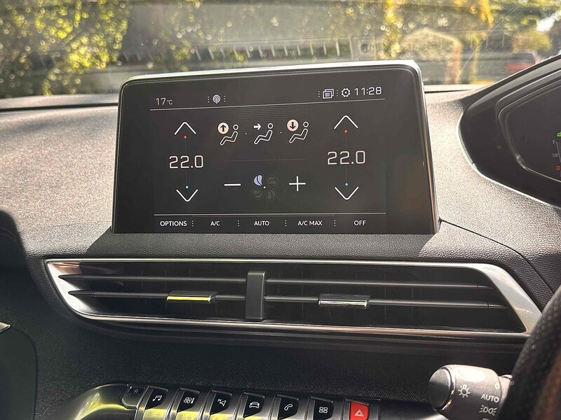 Used Peugeot 3008 2019 for sale - 76725132: Photo 46