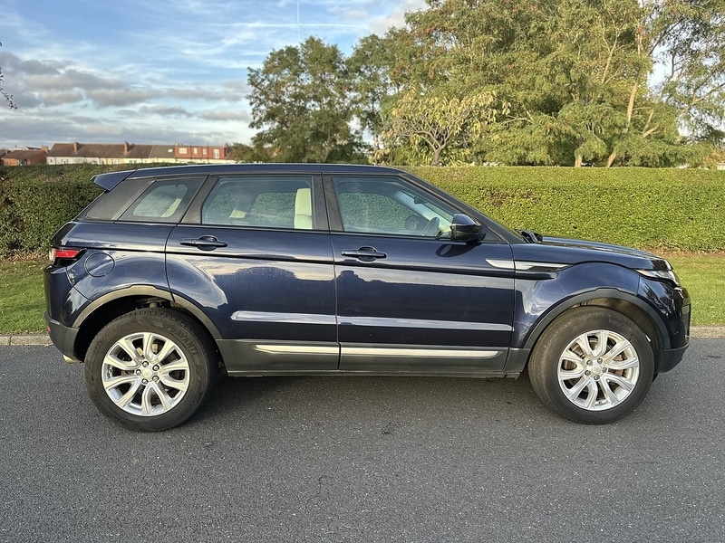 Used Land Rover Range Rover Evoque 2016 for sale - 76205286: Photo 2