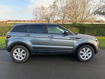 Used Land Rover Range Rover Evoque 2017 for sale - 79381084: Photo