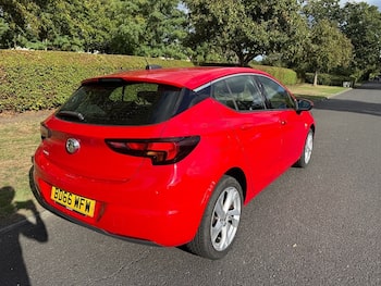 Used Vauxhall Astra 2016 for sale - 79850995: Photo