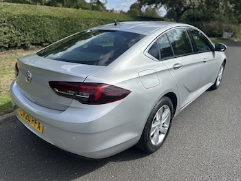 Used Vauxhall Insignia 2020 for sale - 75861296: Photo