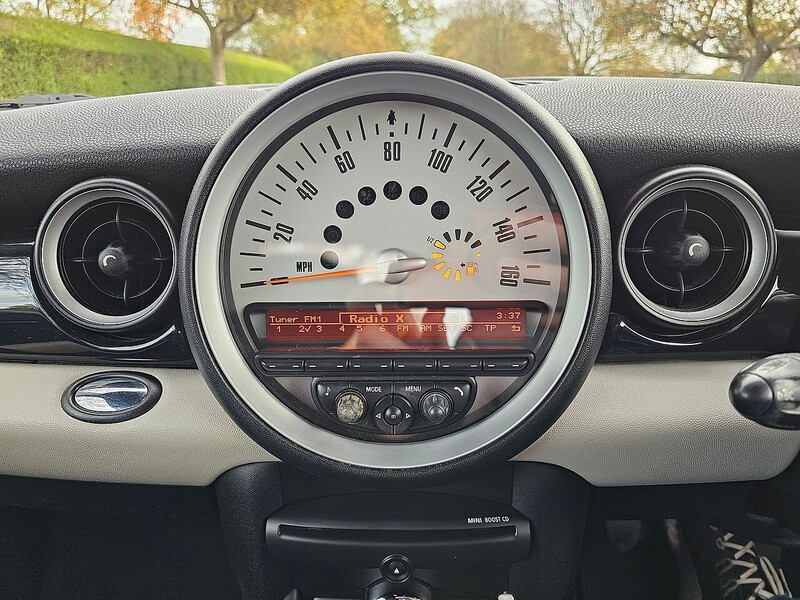 Used MINI Hatch 2011 for sale - 77100125: Photo 12